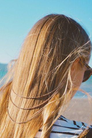 有了这时尚的眼镜链戴眼镜再也不显得古板了!