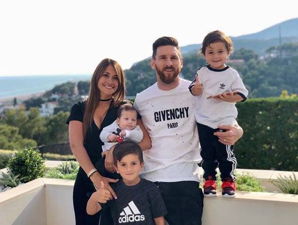 足球明星萌娃,足球巨星遇到篮球巨星