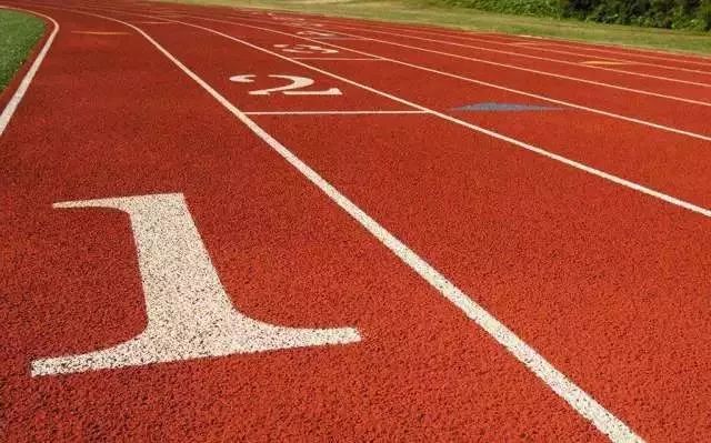 高中生初恋应该怎么相处,高中生初恋怎么谈