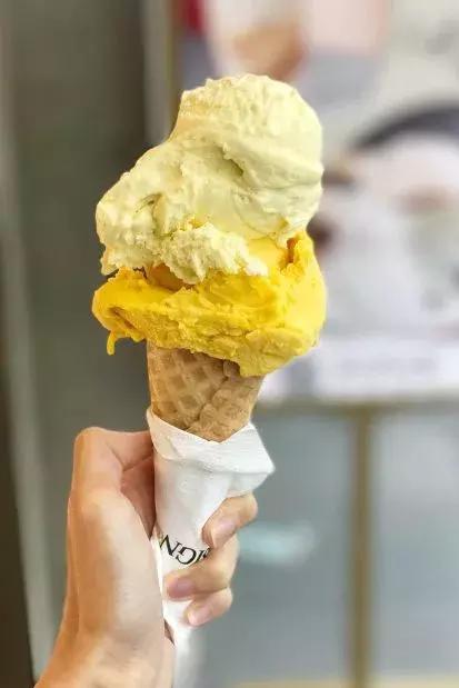 只活5分钟的短命冰激凌，花椒味PK咸蛋黄味，谁更好吃？