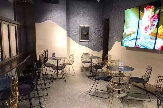 只活5分钟的短命冰激凌，花椒味PK咸蛋黄味，谁更好吃？