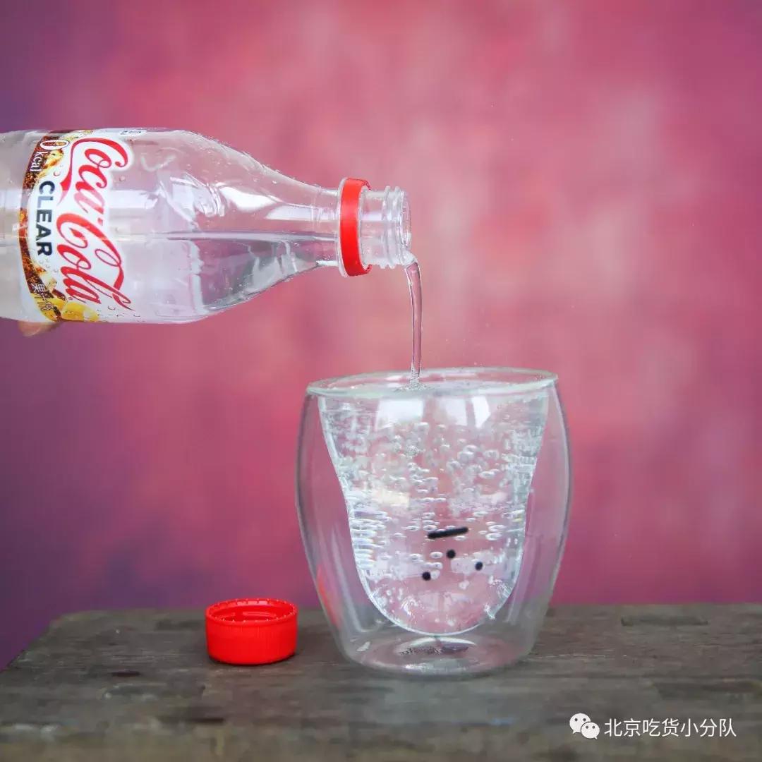 只知道透明奶茶就out了，透明可乐、啤酒、咖啡已经到达战场