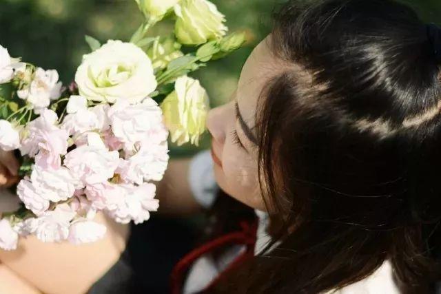 女生必备的十大口红品牌图片,50-60岁口红必买色迪奥豆沙多少钱