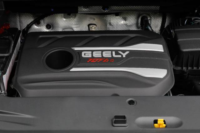 底盘吉利,底盘质感媲美x5