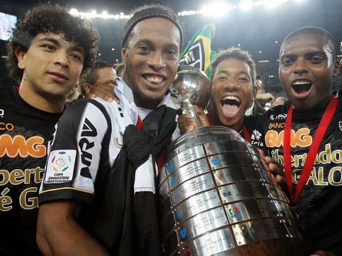 多少人的足球梦，因他而起！他是很多人孩童时期的超级偶像！