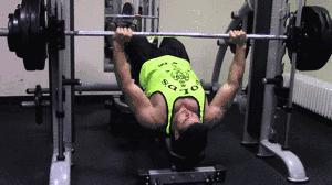 胸内凹如何练胸肌,胸中缝怎么练下胸肌