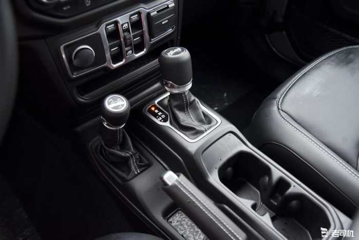 越野能力大g出色还是普拉多出色,普拉多陆巡越野性能