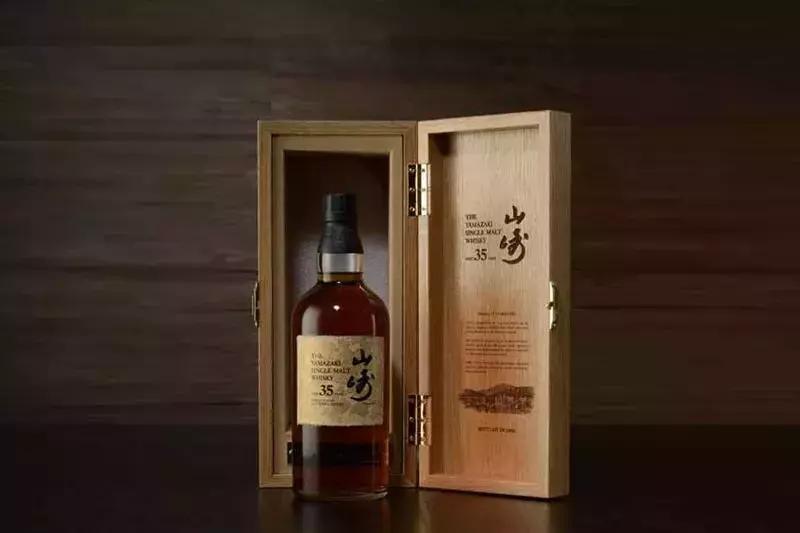 山崎威士忌真实照片,山崎威士忌60周年拍卖纪录