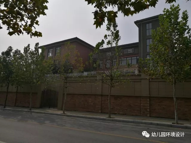 孩子不愿意上幼儿园哭闹要回老家,孩子不愿回家的幼儿园