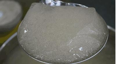 烧仙草龟苓膏冰粉的制作过程,冰粉龟苓膏的制作方法全过程