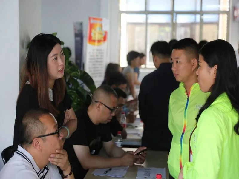 上海人才招聘会时间安排2018,上海职引未来筑梦青春网络招聘会