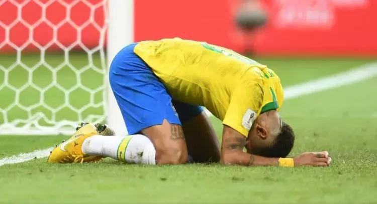 世界杯足球十大不可思议进球,足球史上不可超越十大经典时刻