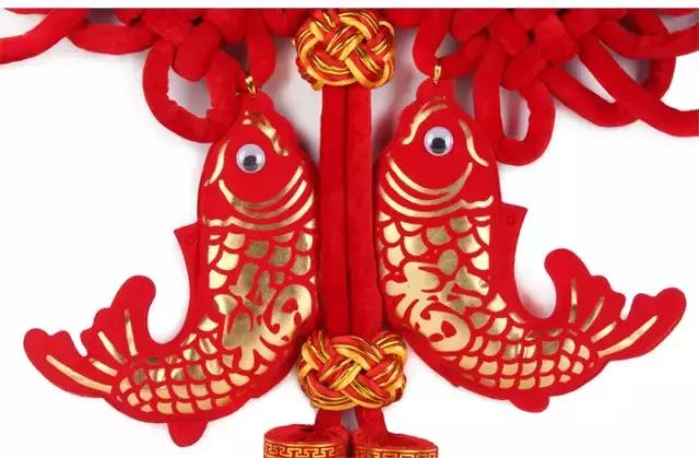 中国结是中国的一种传统而典型,中国结的样式和寓意