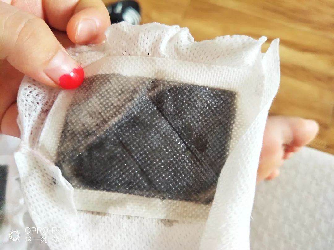 只需早一贴晚一揭即可祛风散寒,每天一贴祛湿效果好