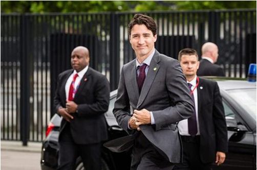 英媒:急于摆脱对美依赖,加总理孤注一掷再改组内阁?