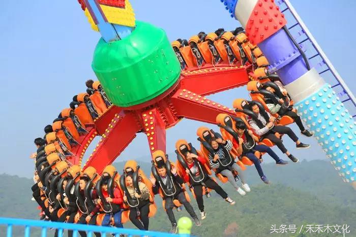 黄可乐发现一个秘密花海基地,让所有的小朋友都带爸爸妈妈来