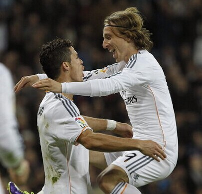 c罗空降上海机场视频,c罗空降法国