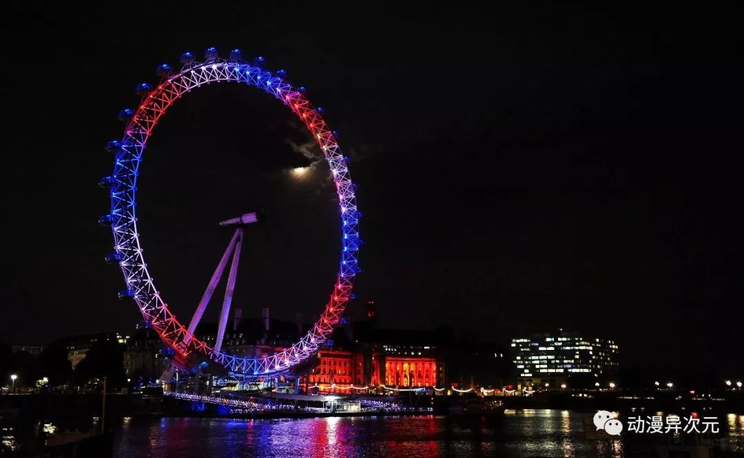 二层旋转摩天轮乐高,乐高最复杂的摩天轮视频