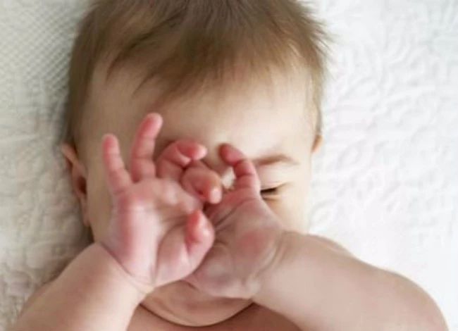 宝宝鼻塞怎么办教你几招轻松搞定,鼻塞严重怎么才能缓解鼻塞