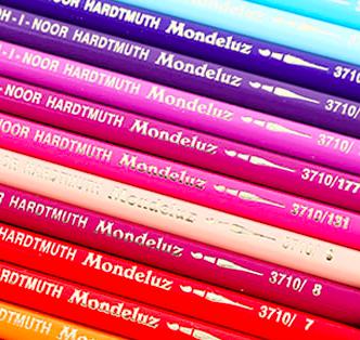 新手彩铅绘画选什么本子,彩铅画初学者适合买什么纸