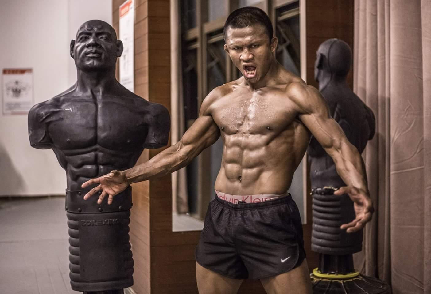 泰拳四大天王谁才是播求,韩飞龙和泰拳四大天王谁打过