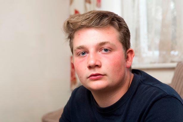 贝克汉姆外甥哭穷！银行账户只有12块钱！