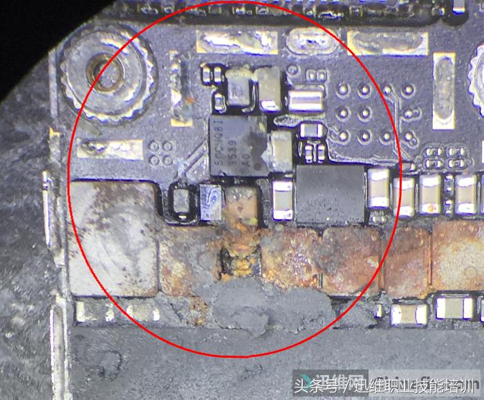 进水报废苹果手机回收,进水坏了六年的手机能不能修好