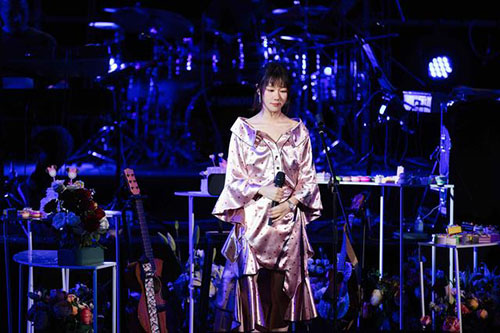 谢春花足够美,谢春花歌唱特点