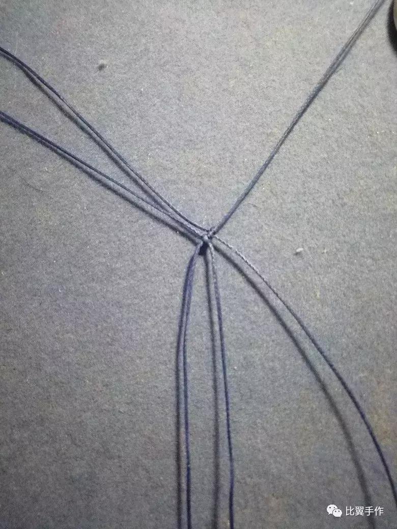 妡——有孔吊坠编制（比翼手作）