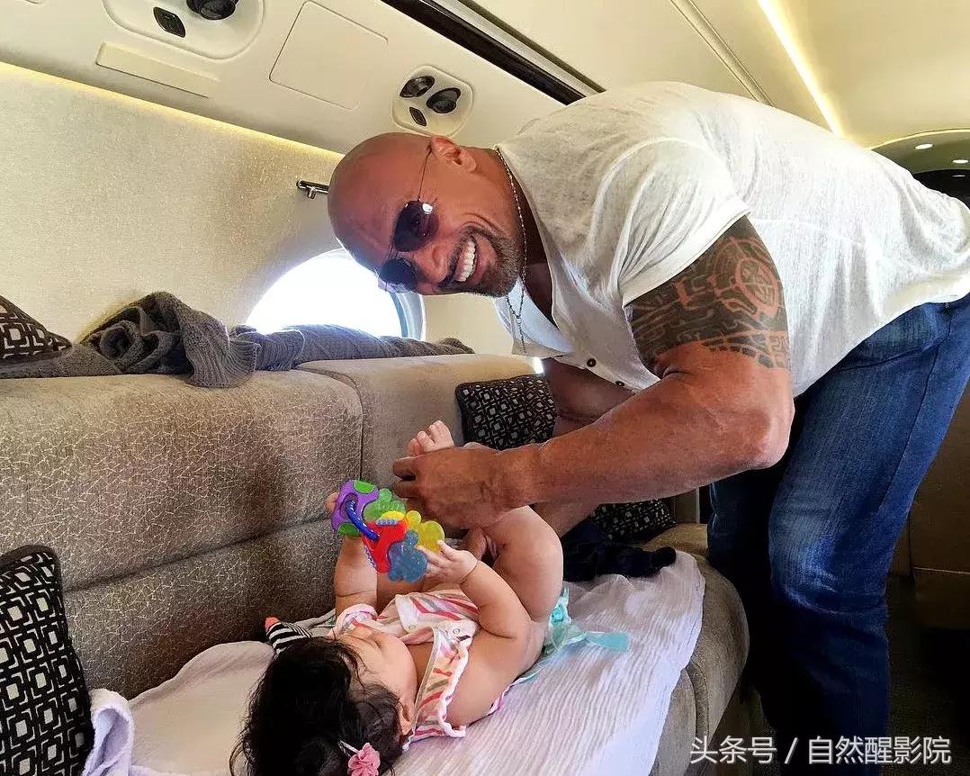 “男朋友胸比我大”是种什么体验?