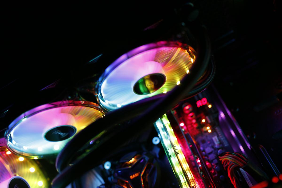 主机装水冷有什么要注意的,装一个水冷主机要多久