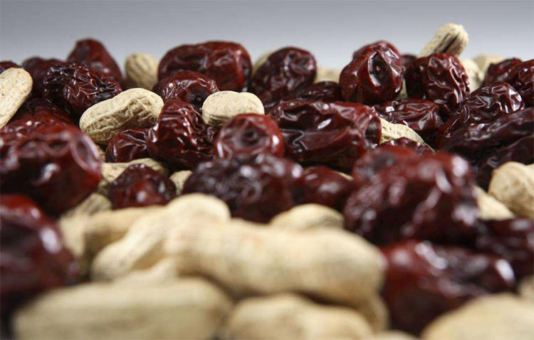 渣粮、品牌粮和自配粮，新手仓鼠粮的选择