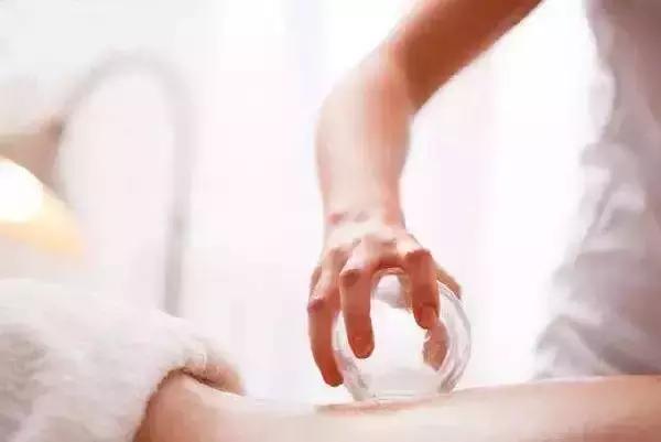 女性湿气重怎么祛湿,女性湿气太重的表现食疗