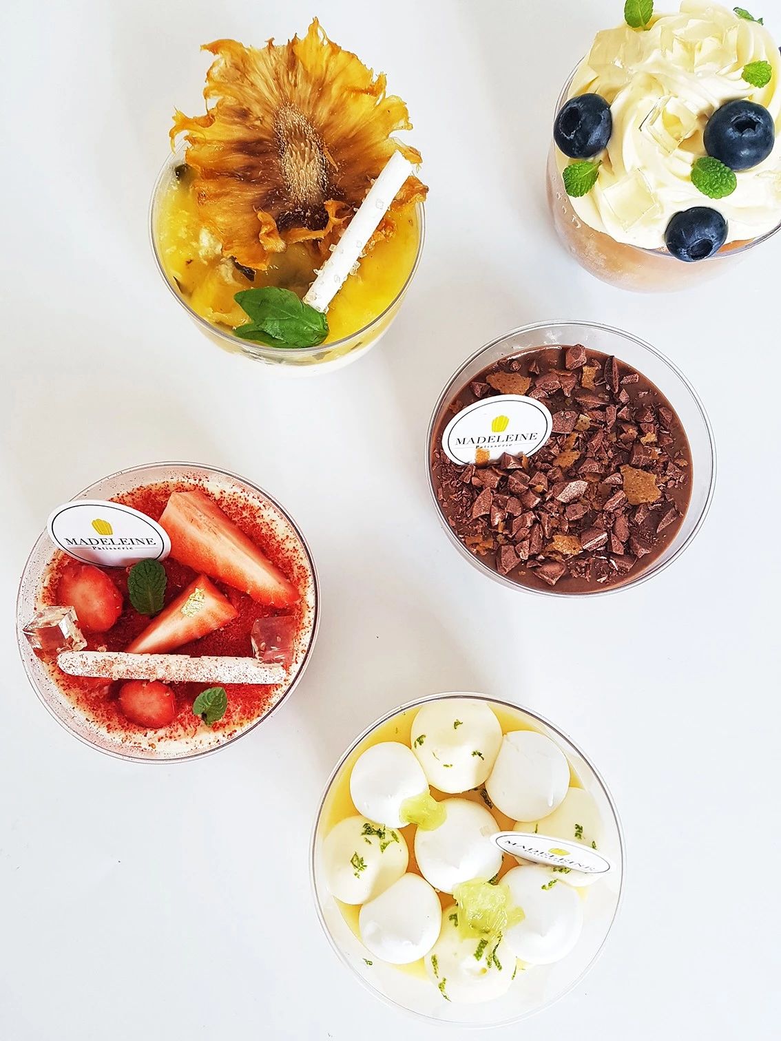 成都姑娘首创了把世界名画做在蛋糕上，众多外国总领事都成她粉丝