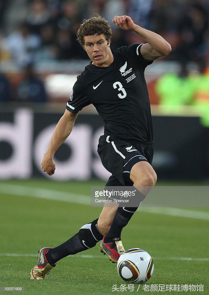 世界杯战靴盘点,南非世界杯复刻版足球鞋