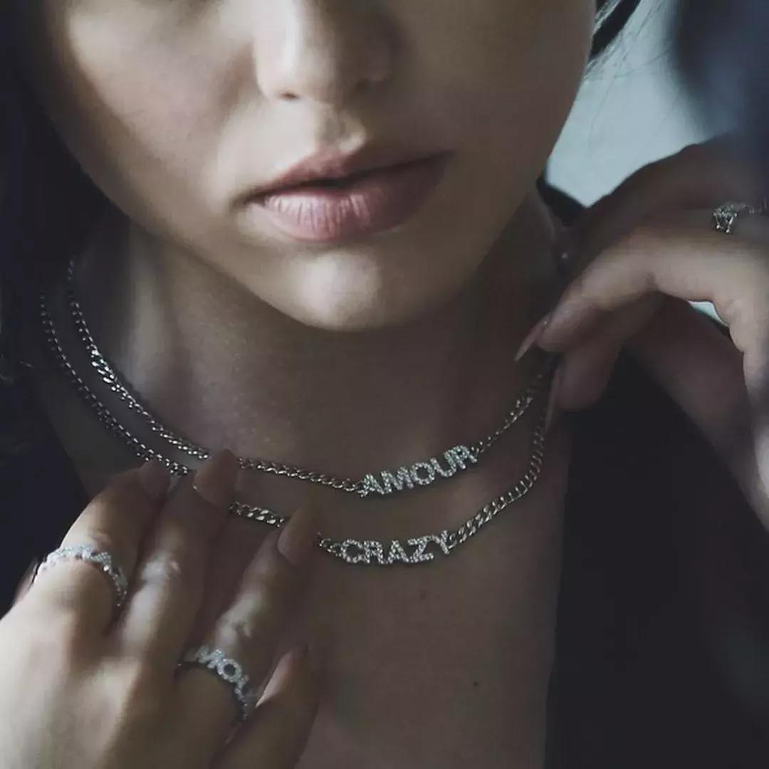 烦躁!配饰小白到底该买啥?认准3件基本款就够啦!