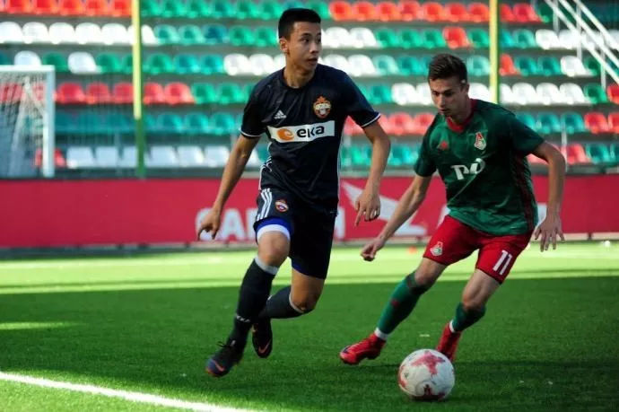 17岁进国足的球员,17岁入选中国男子足球队