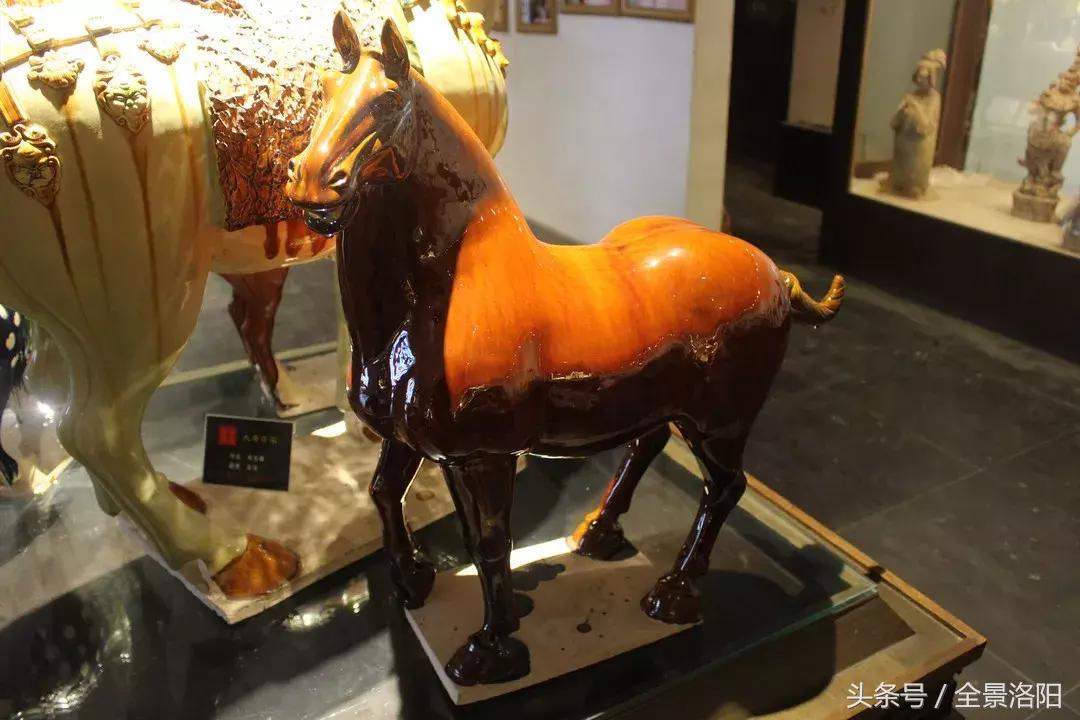 三彩之名诉千年历史，传承创新助文旅融合