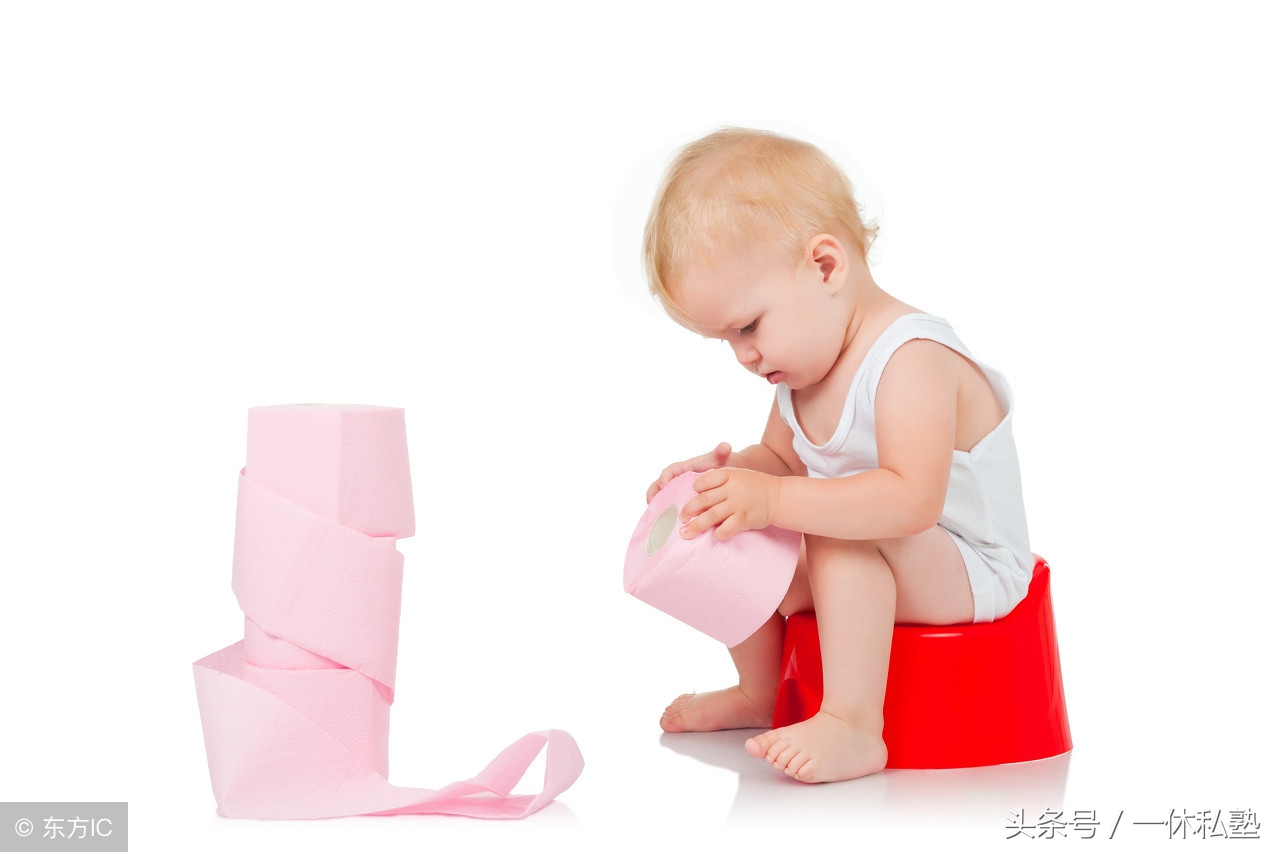 宝宝不会自己尿尿怎么办,宝宝不会蹲着大小便怎么训练