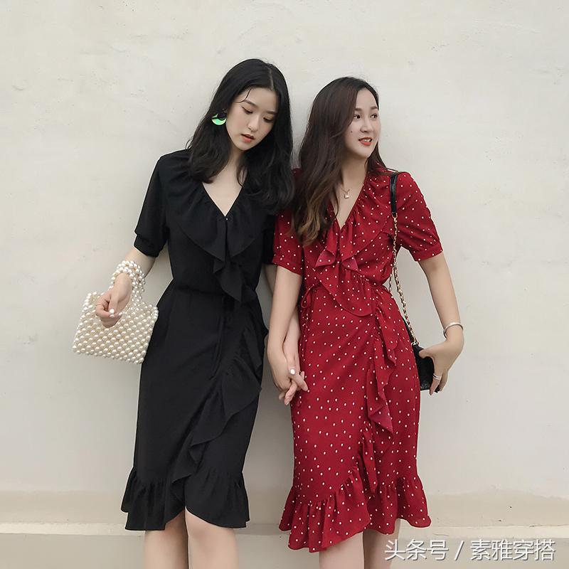 荷叶边裙摆唯美动人,荷叶边碎花裙子如何穿出高级感