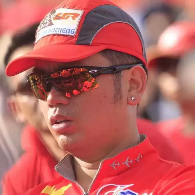 不好!Vvip摔车了!