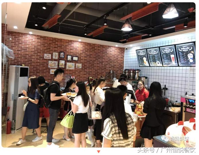 烘焙店加盟好还是开店好,烘焙加盟十大排行榜