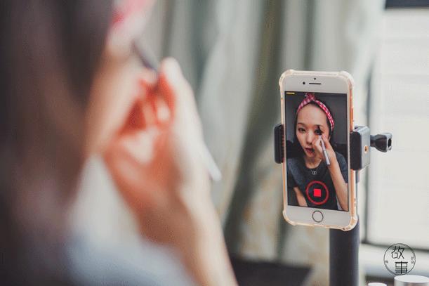 中国白手起家的95后,中国95后网红