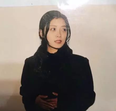 20年前的父母和现在父母的对比,20年前的爸妈照片