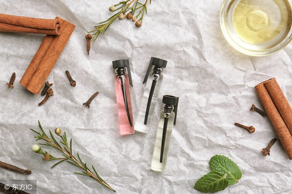 过期护肤品化妆品伤皮肤!教你查清美妆产品的到期日