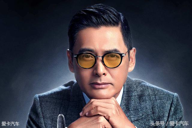 反击远光狗解气名场面,远光狗用什么灯反击