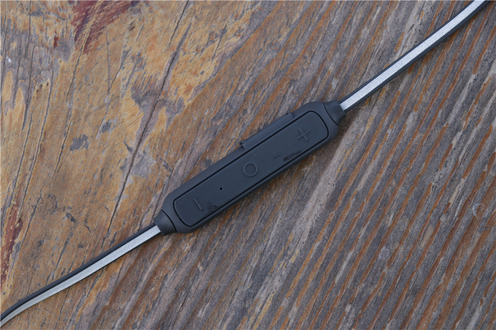 待机135小时，售价149元，爱国者蓝牙耳机S55体验！