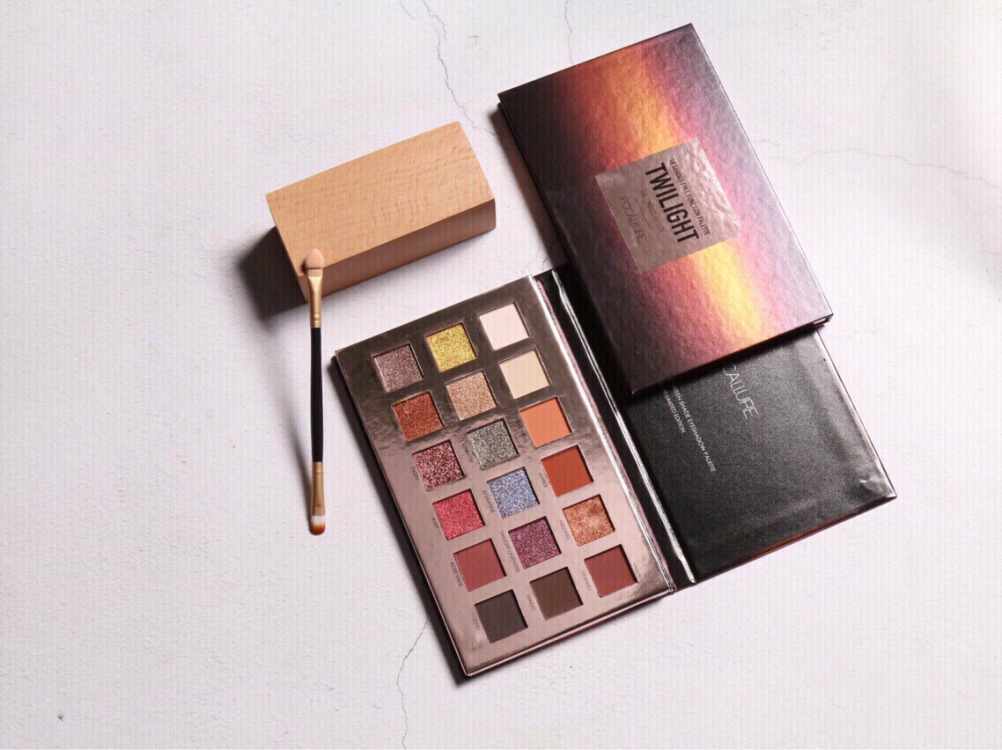 贫民窟眼影盘100种,又火又好看又便宜的眼影盘