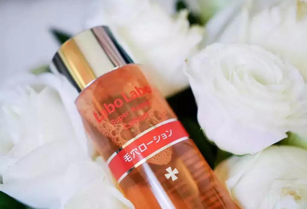 一秒祛黑头粉刺痘痘,十秒去黑头的护肤品