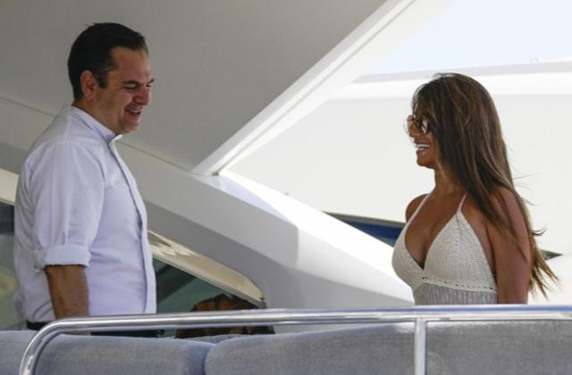 梅西腹肌高清图片,梅西的腹肌写真